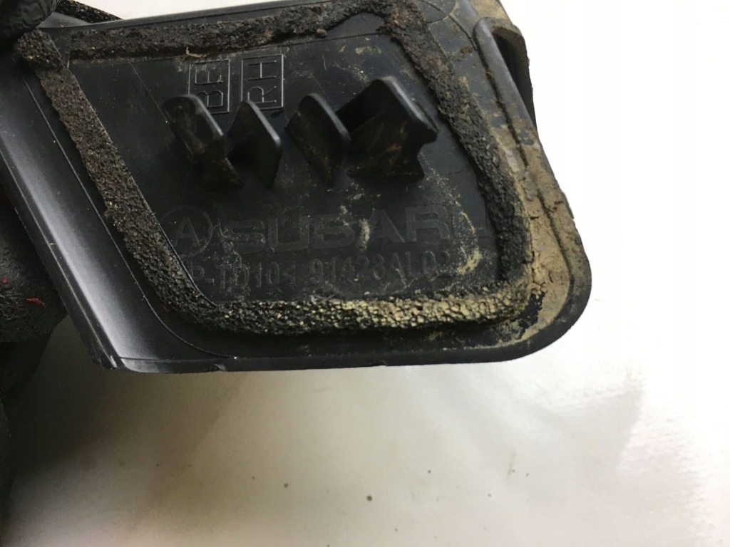 фото №8, Subaru outback 15- трикутник жабо правий лівий