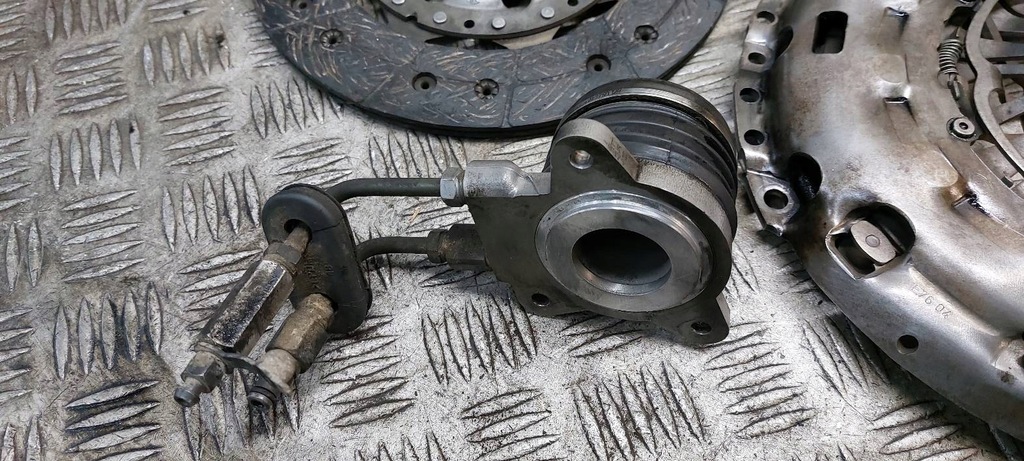 фото №9, Сцепление диск + прижим + подшипник выжимной kia carens iii 2.0 crdi