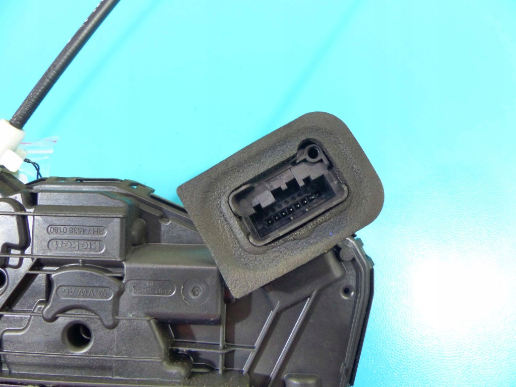 фото №4, Замок задня правий 5ta839016e skoda rapid 2018