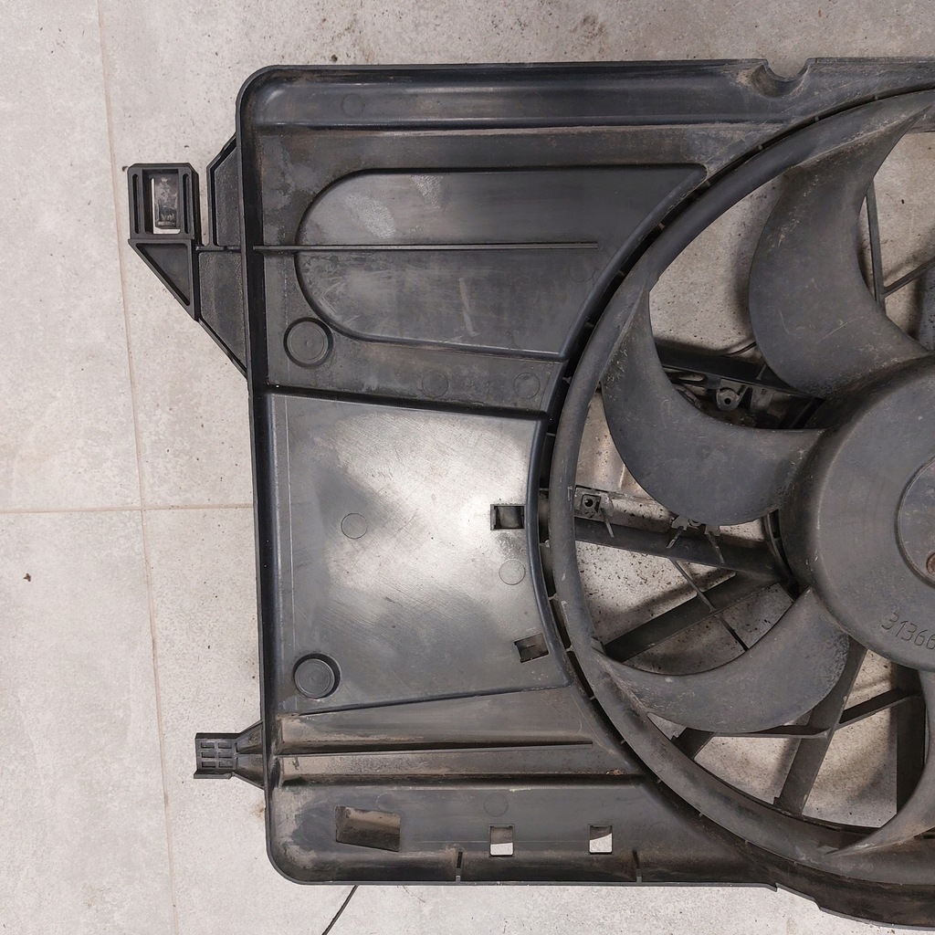 фото №14, Mazda 3 iii bk 1,6 вентилятор радиатора bosch 0130303962 3m5h-8c607-ya