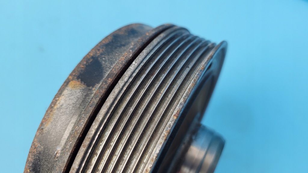 Bmw x2 f39 2.0b b46a20b 18r шкив коленчатого вала 8602800 Цена