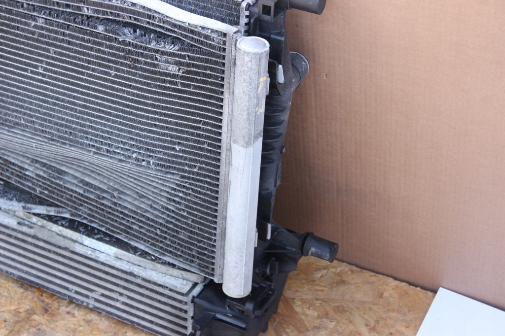 фото №6, Радиатор wody + интеркулер renault grand scenic iii 1.5 dci 214100002r