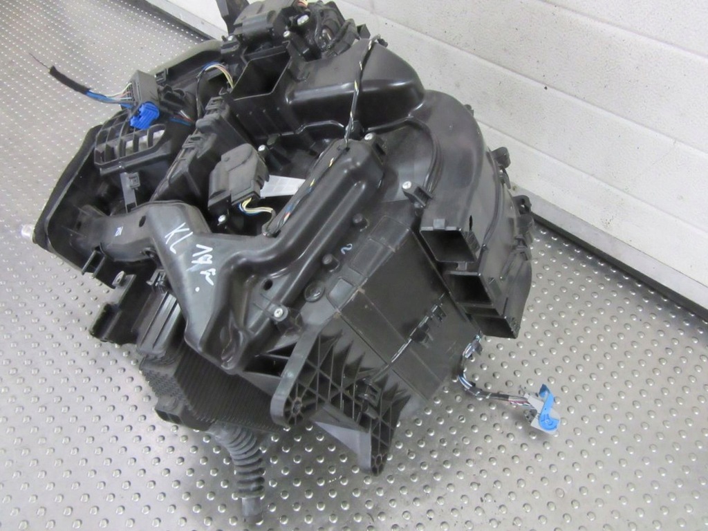 фото №7, Jeep cherokee kl 2.4i 16-17 отопитель испаритель вентилятор корпус eu kpl