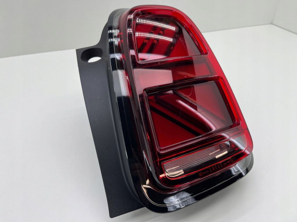Mini f60 lci countryman правий фара задній led 8492476 Зі Шроту