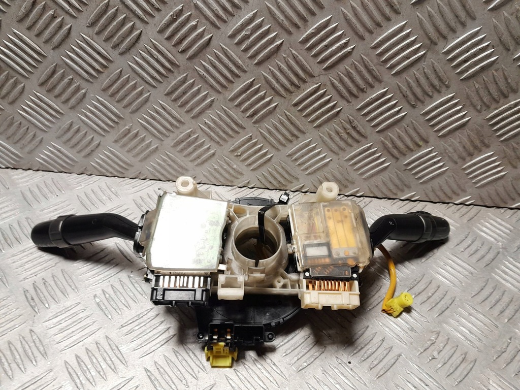 фото №7, Lexus is 200 перемикач комбінований перемикач підрульовий 84310-53050