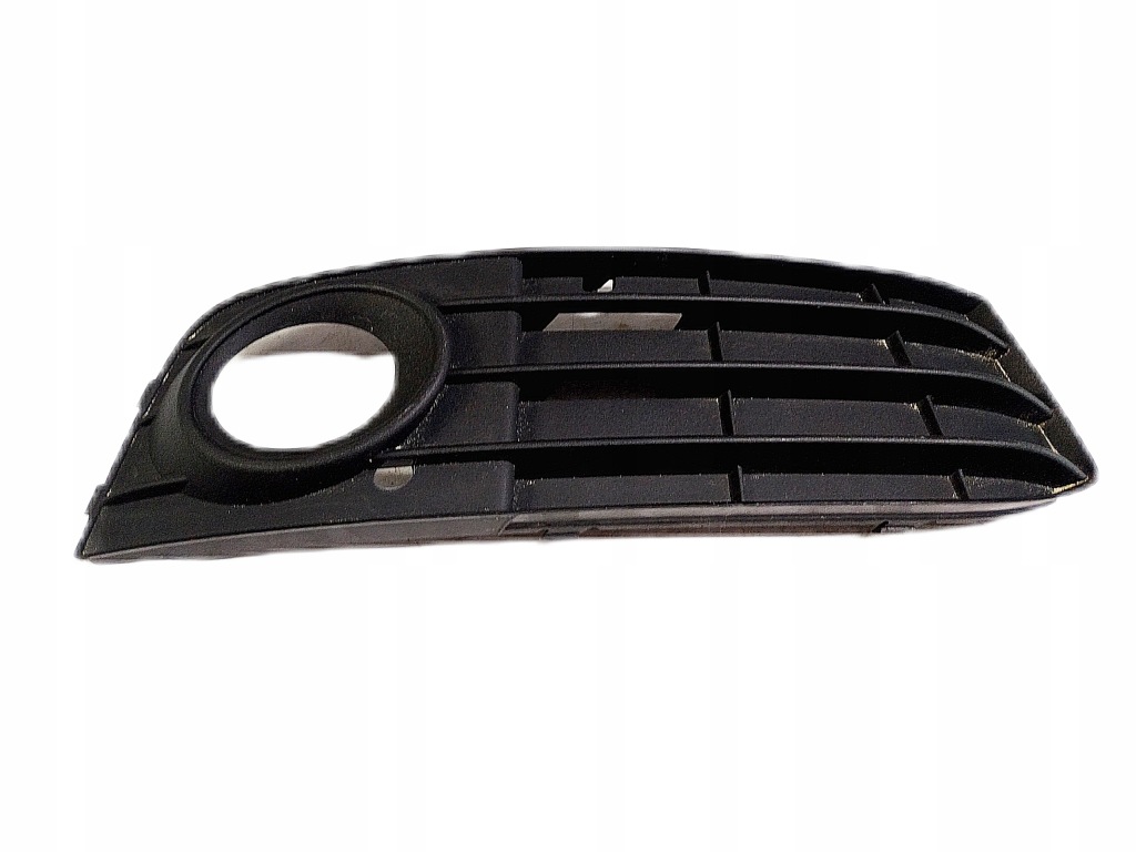 фото №1, Audi решётка бампера перед 8k0807682a europa