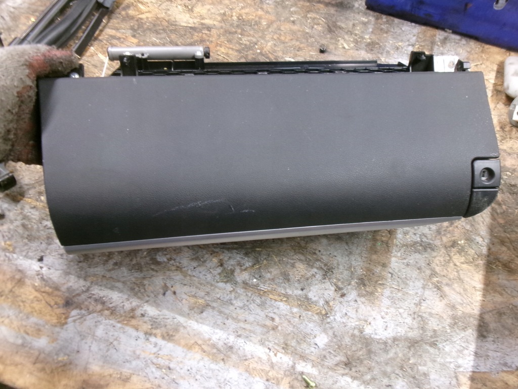 фото №1, Lexus is ii бардачок пасажира europa