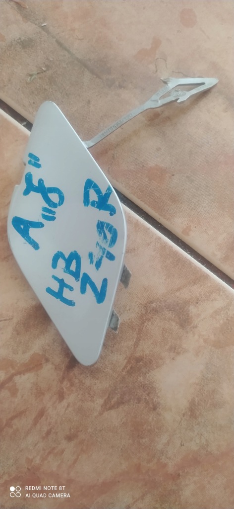 фото №1, Заглушка решётка радиатора бампера задняя opel astra j hb z40r