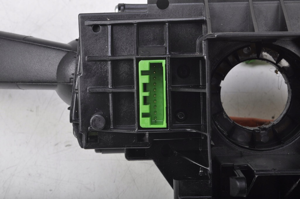 фото №7, Volvo c30 переключатель комбинированный 30798629 лента