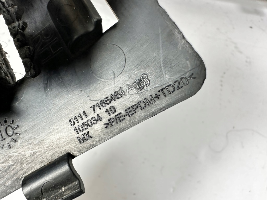 фото №7, Bmw x5 e70 решётка средняя бампера pdc 7165464 10503410