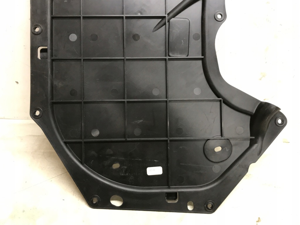 Tesla model x защита дверь левых перед Оригинал