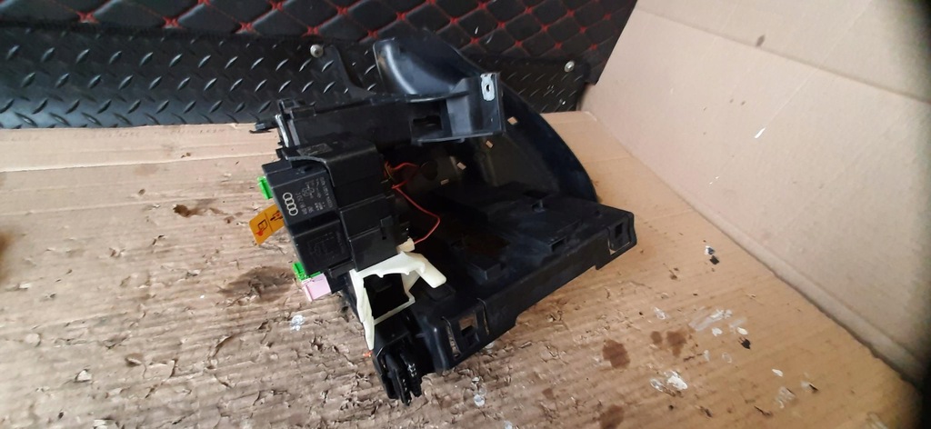 фото №8, Коробка запобіжників vw golf vii 5q1941395