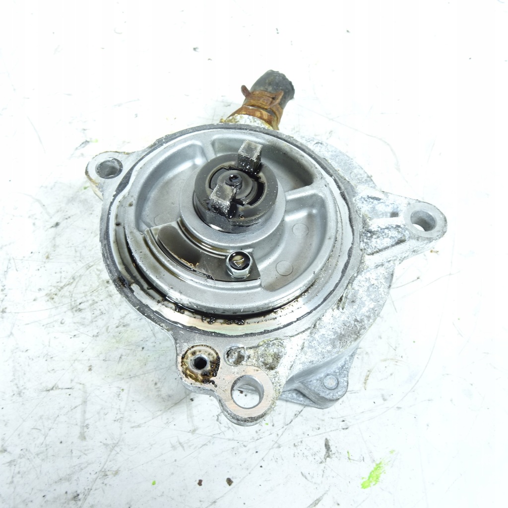 фото №2, Subaru legacy v 2.0d насос вакуум