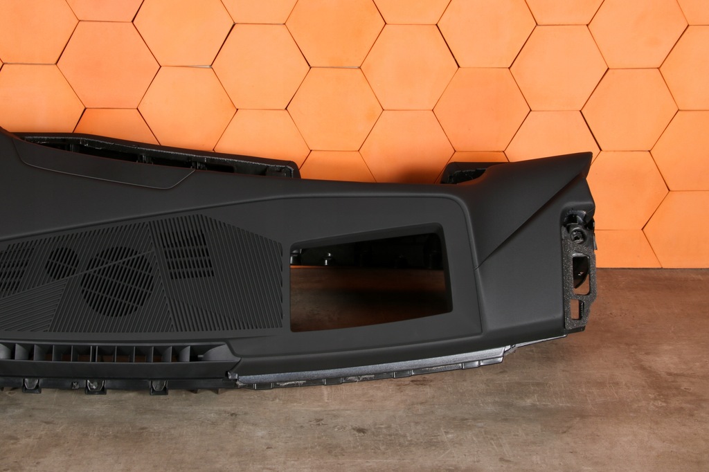 фото №10, Bmw 5 g60 g61 оригинальная приборная панель приборная консоль czarna head up