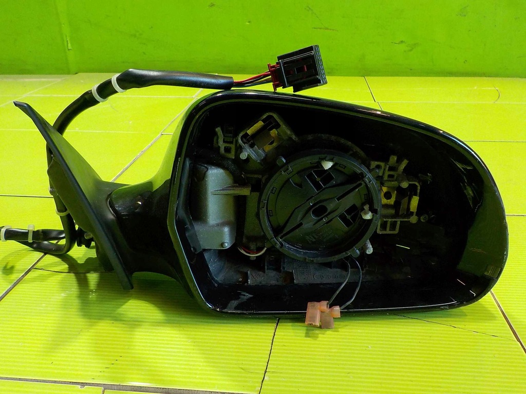 фото №6, Audi a3 8p ii lift 10r зеркало правое e1020931