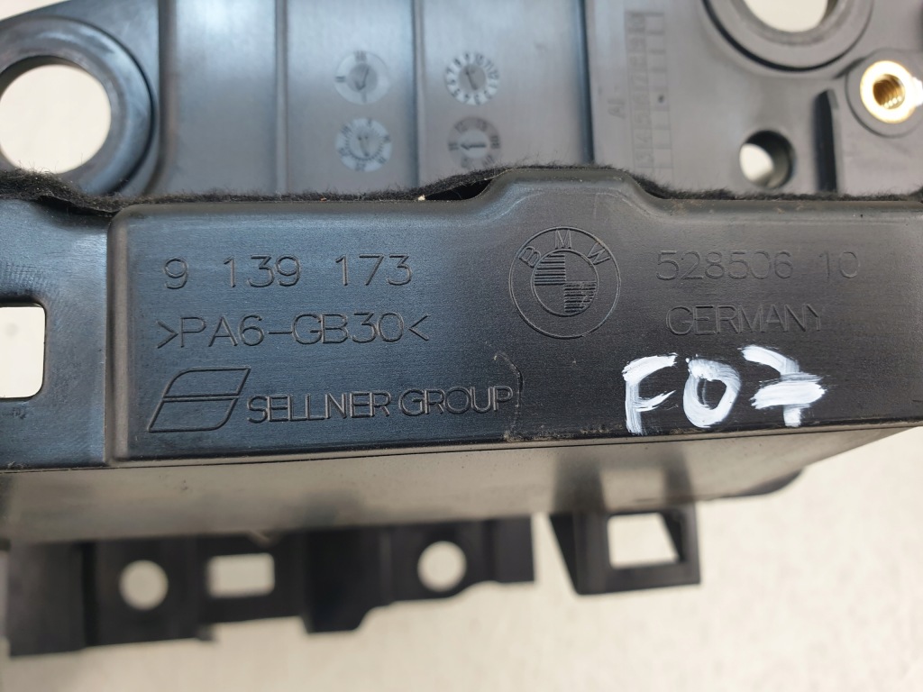 фото №5, Bmw 5 gt f07 лівий кронштейн кронштейн багажника org