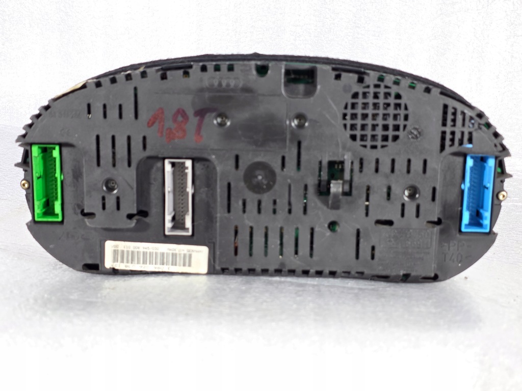 фото №8, Счетчик приборы audi a3 8l 1.8t 8l0920980e fis
