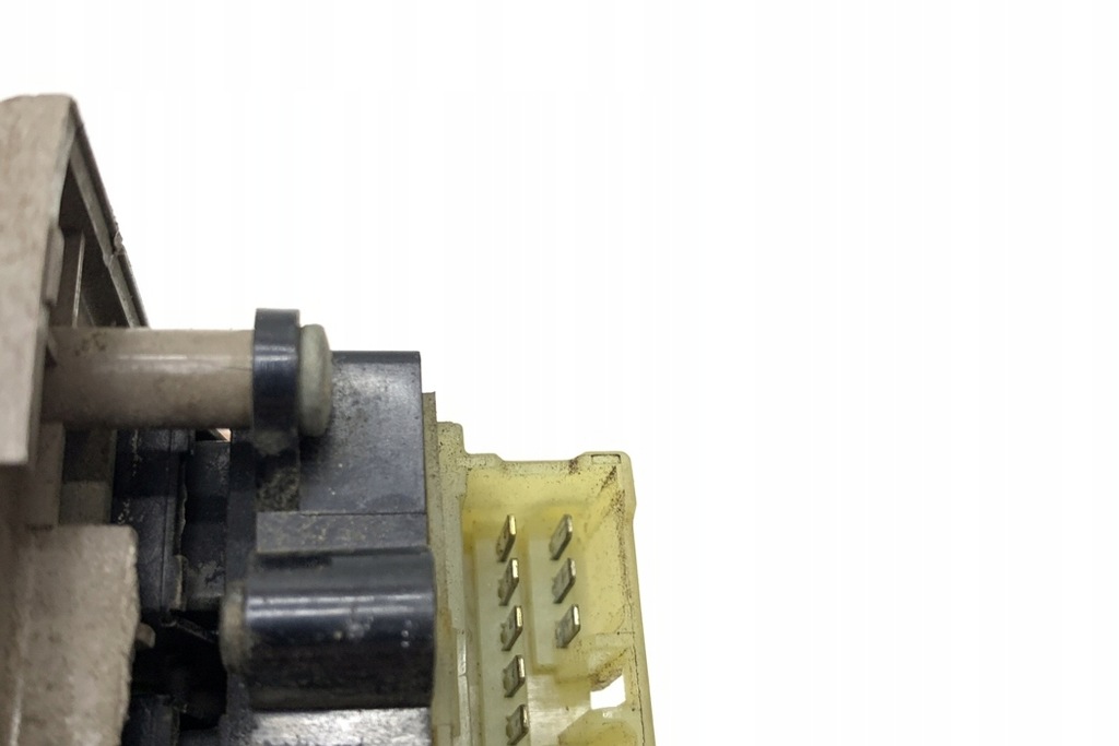 фото №8, Кнопка управление окон левых передних дверь toyota 4 runner _n1_