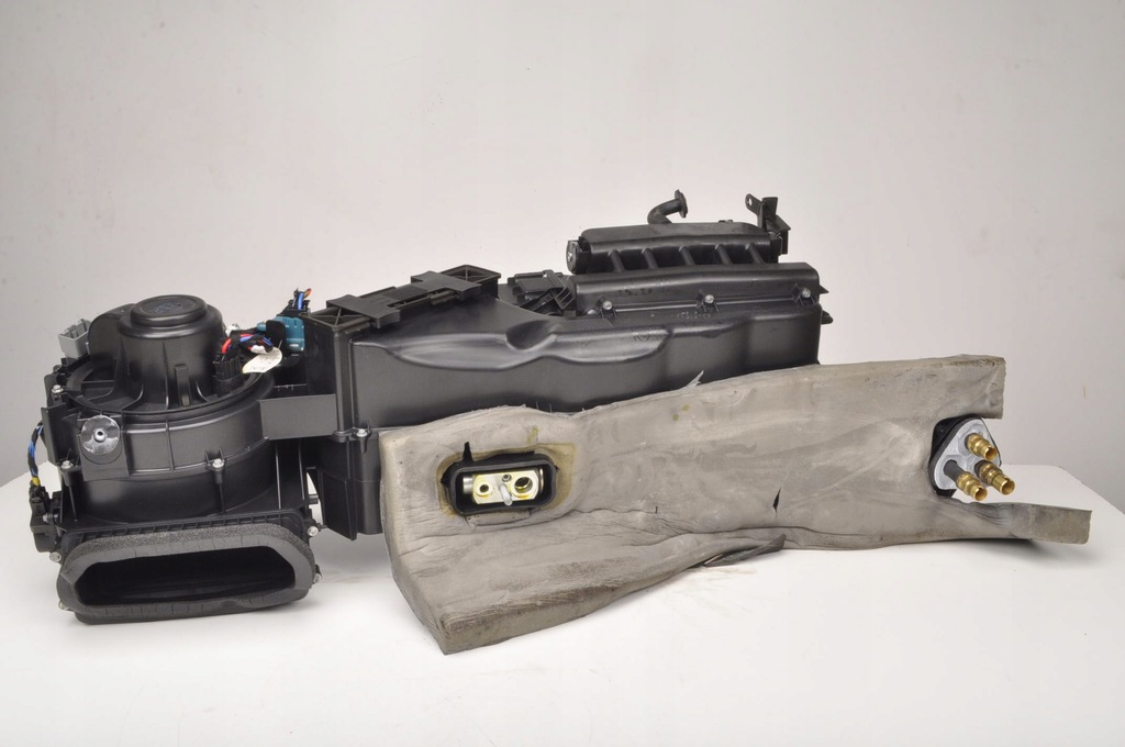 фото №11, Ferrari california 4.3 f149 отопитель 081014800