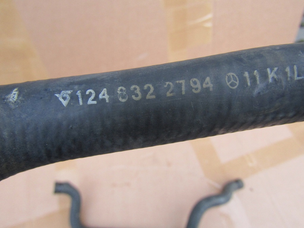 фото №8, 35 mercedes w124 waz шланг wody отопителя клапана отопления 2szt