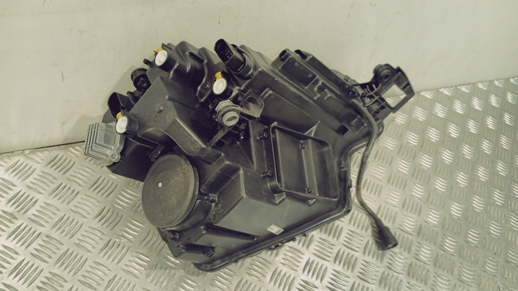 фото №14, Skoda karoq 57b lift 21-25 full led 57b941009 оригинал europa левая ładna