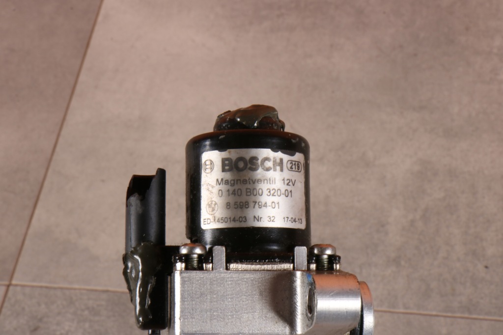 Bmw электроклапан 12v 8598794 bosch 0140b00320 с Разборки