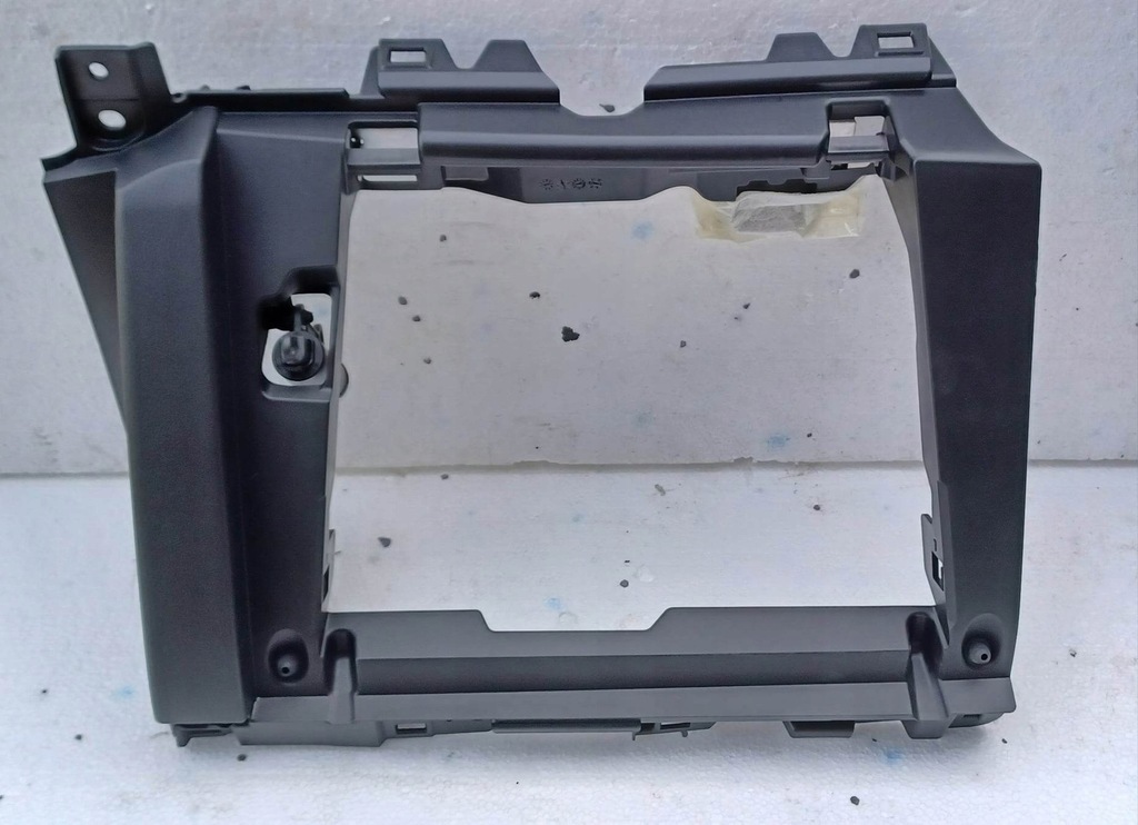 фото №1, Кронштейн бардачка пассажира mazda cx-5 ii kb7w-64261