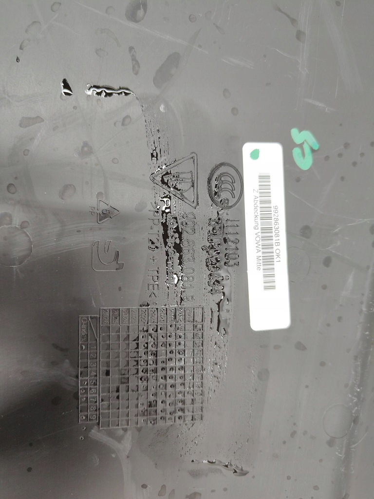 фото №8, Porsche 911 992 spyder защита крышка жабо крышки задняя 992863081b