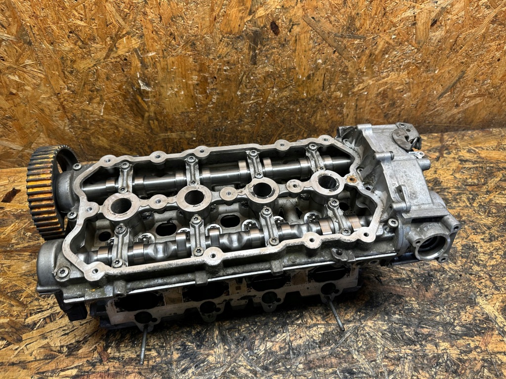 фото №9, Головка вали комплектна audi vw 2.0 tfsi s3 golf bwj 06f103373a