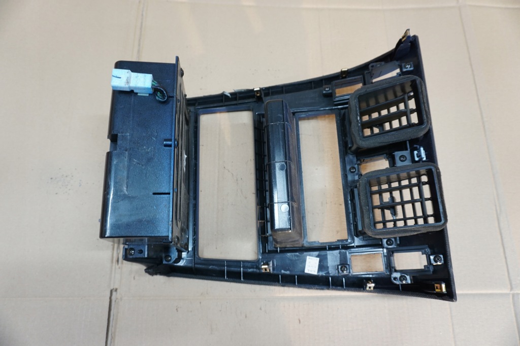 фото №12, Terracan панель окон рамка панели комплект 04r