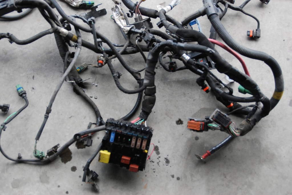 фото №5, Laguna iii 2.0 dci електропроводка джгут двигуна