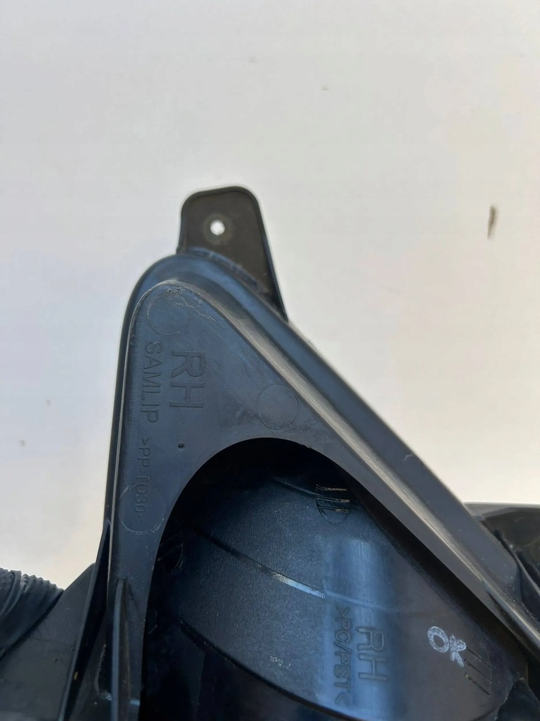 фото №4, Hyundai i20 lift протитуманна фара rpawy перед оригінал