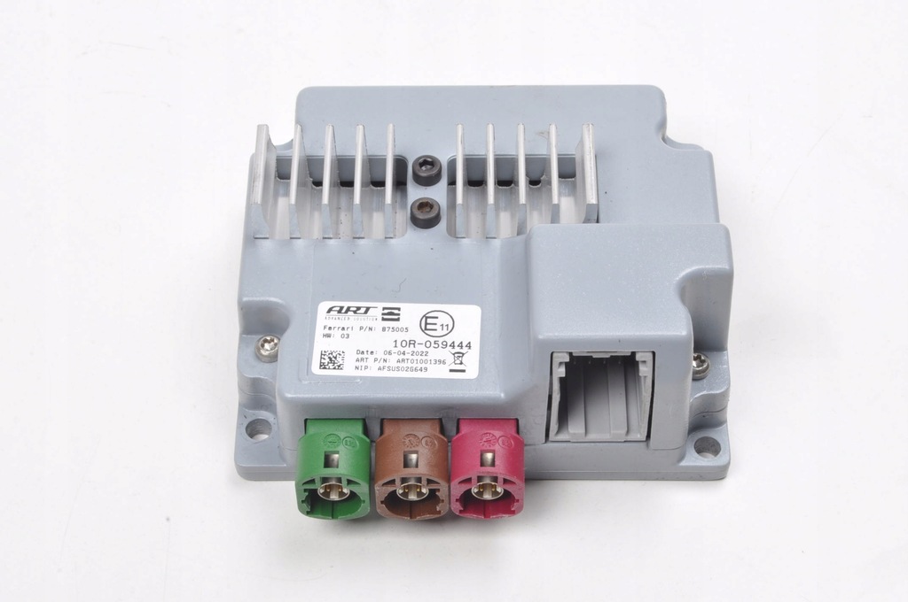 фото №1, Ferrari portofino 3.9 f164 модуль реле usb спліттер 875005