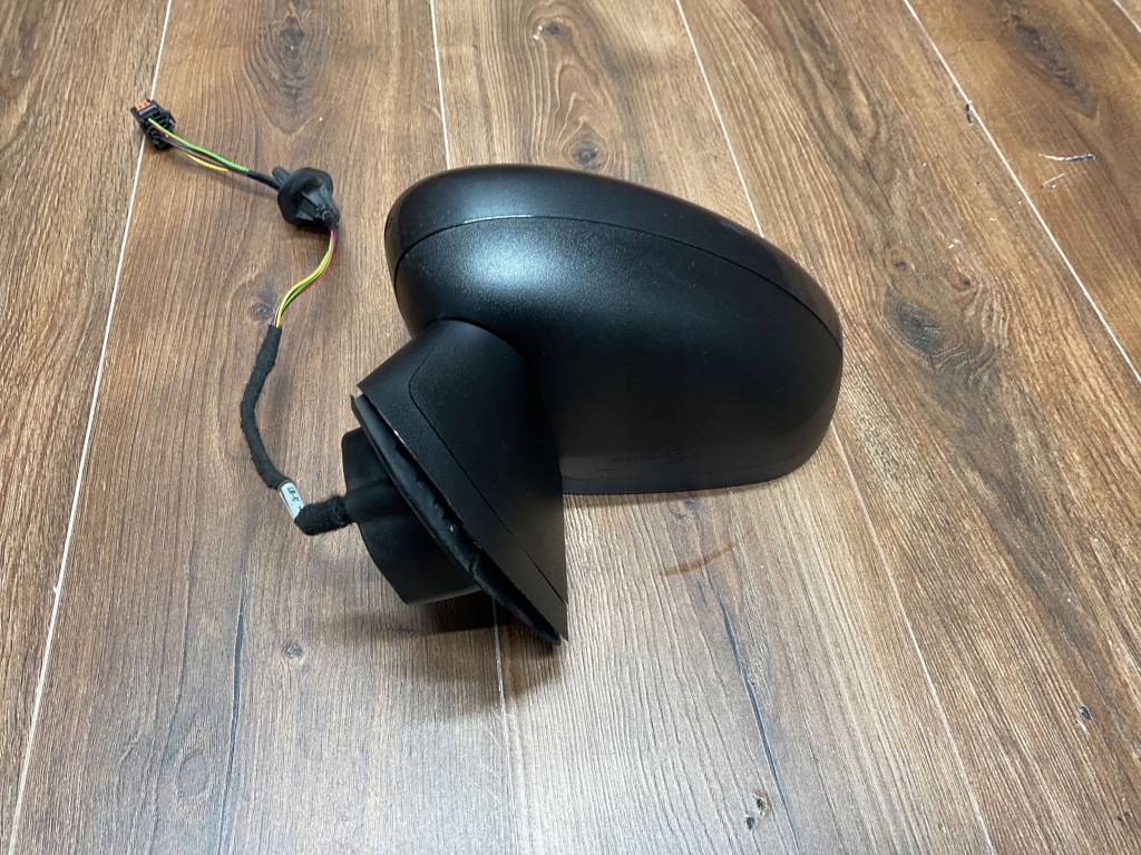 Зеркало левая 5 pin opel crossland x p17 26205107d. Киев