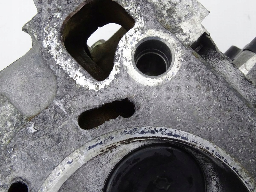 фото №11, Nissan skyline r33 2.0 12v rb20 93-99 головка комплектная вал клапаны