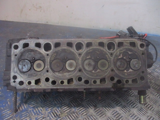 Ford focus mk11.8tddi головка 1s4q6090ab вали розподільного валу кришка клапанів Зі Шроту