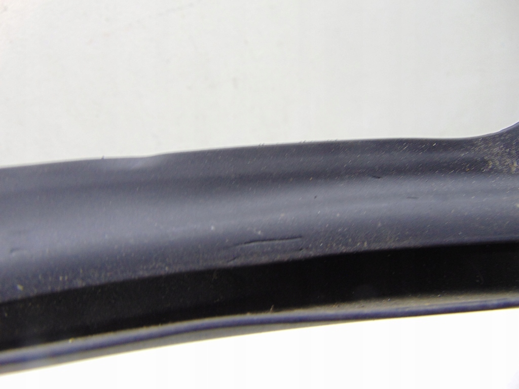 фото №9, Прокладка двері ліва задня porsche taycan 3 ущільнювачі