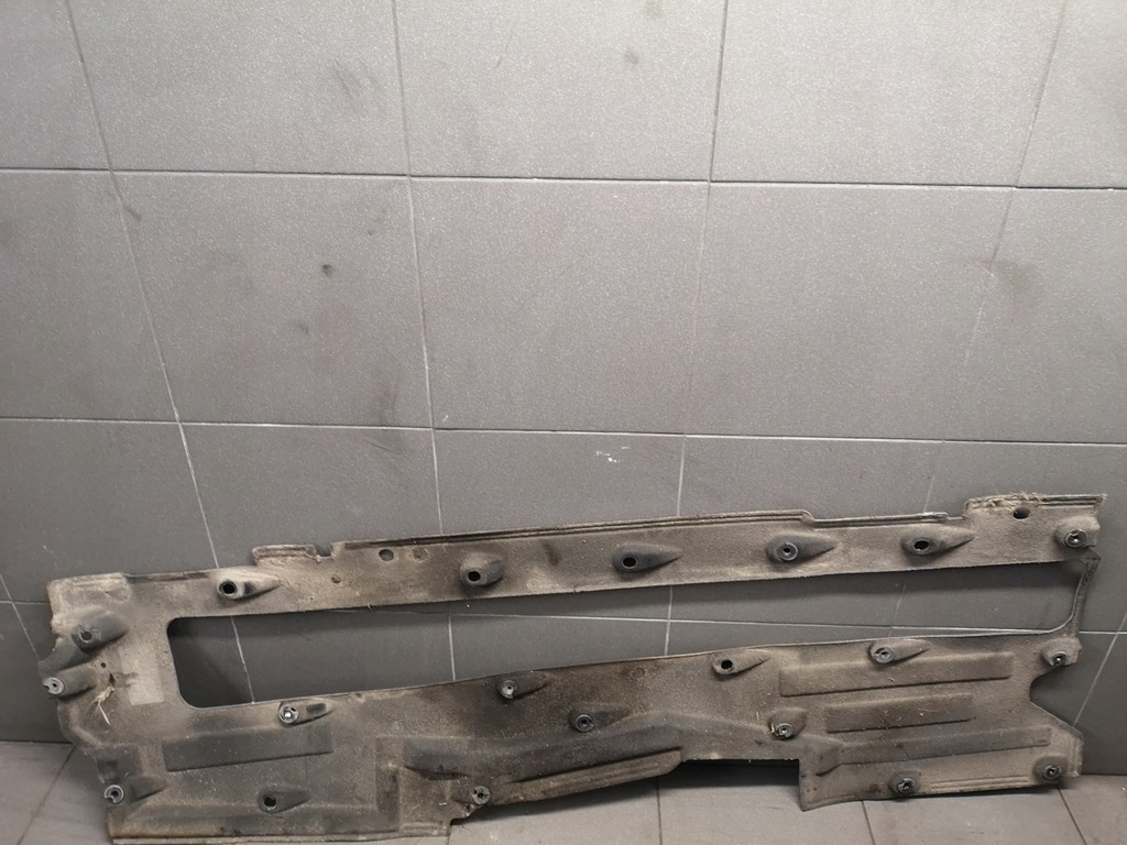 фото №8, Защита подвеска правая audi a8 d3 ii lift материал