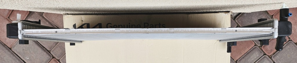 Нова радіатор води hyundai ioniq niro hybrid 25308 g2000 оригінал Доставка