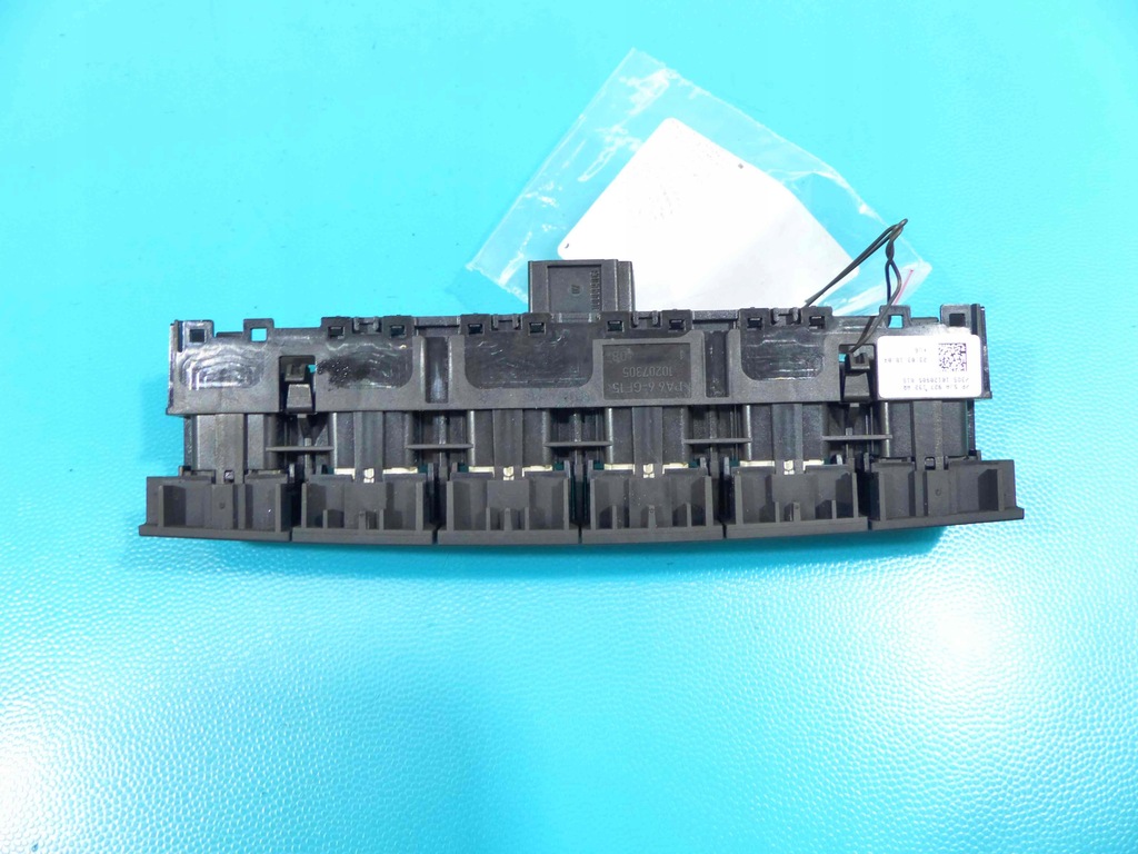 фото №3, Панель перемикачів skoda rapid 5ja927132ar