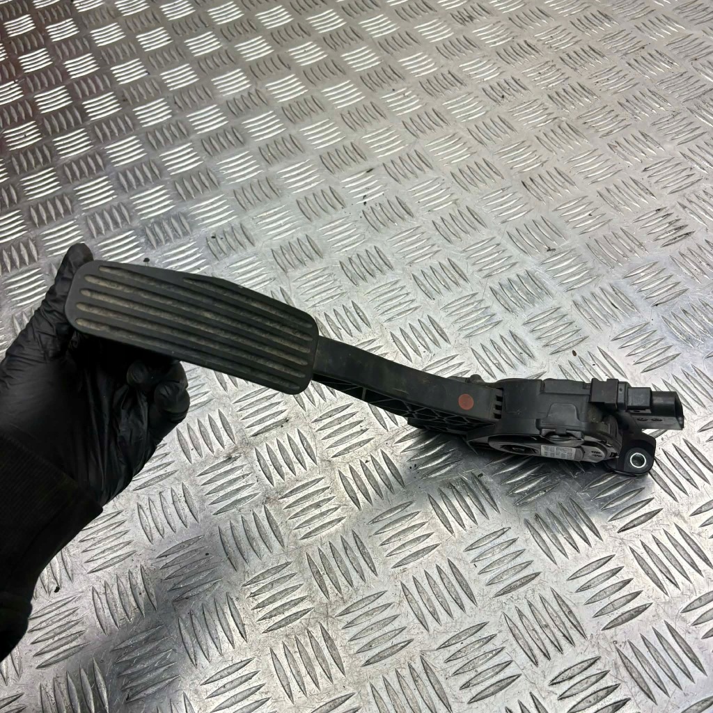 фото №1, Потенциометр педаль газа xc90 i