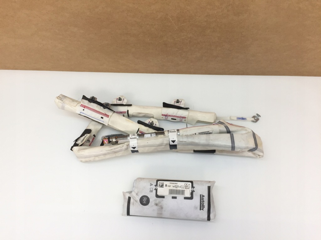 фото №1, Peugeot 2008 ii шторка безпеки подушка права подушка безпеки