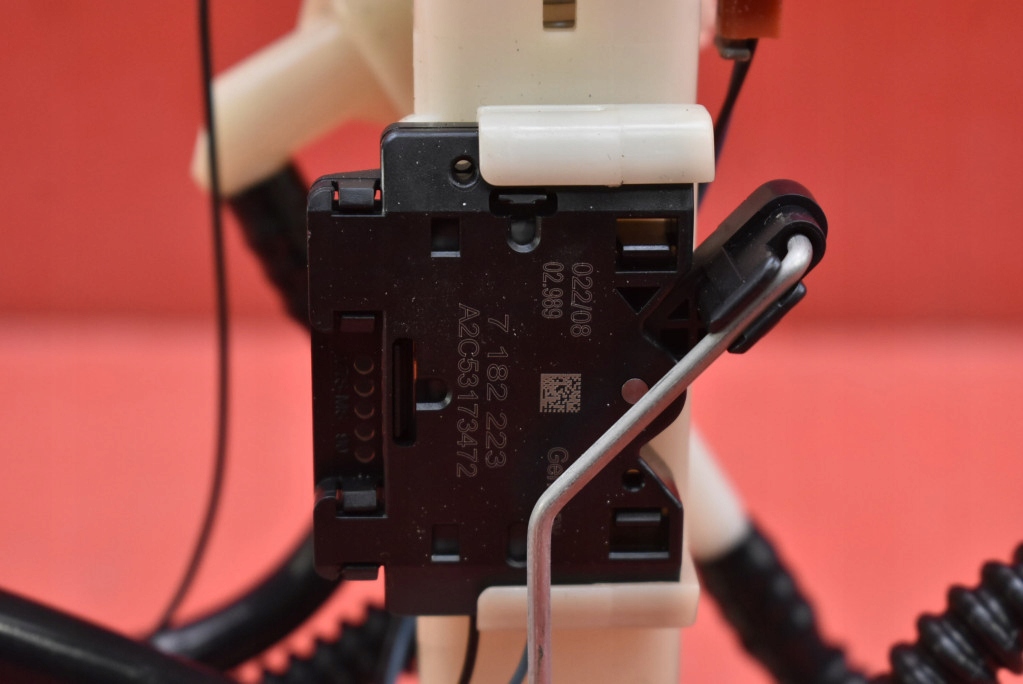 фото №7, Датчик рівня пального 7164313 bmw x5 e70 3.0si 272 km 06-10