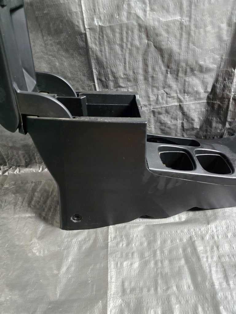 фото №9, Туннель подлокотник europa оригинал suzuki sx4 s-cross 17r