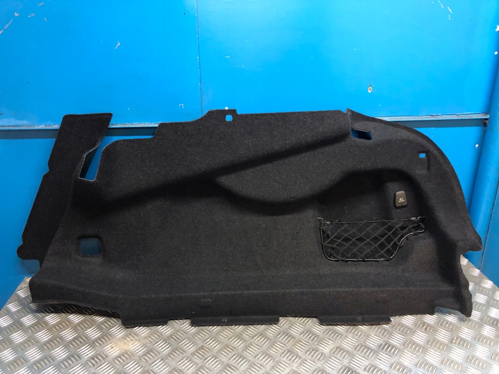 фото №1, Volvo s90 ii 17- правый обшивка обивка багажника