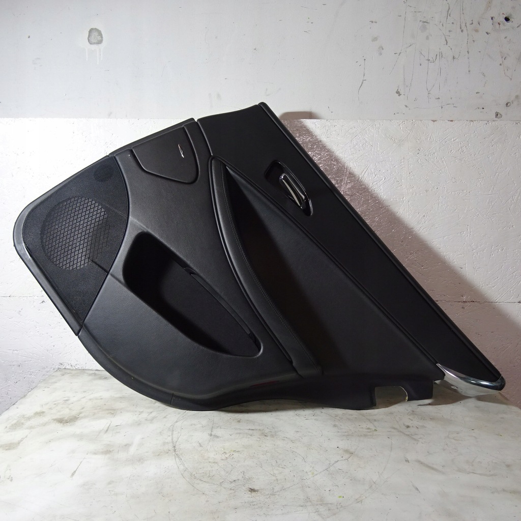 фото №1, Mercedes cls c219 обивка дверь правый задняя