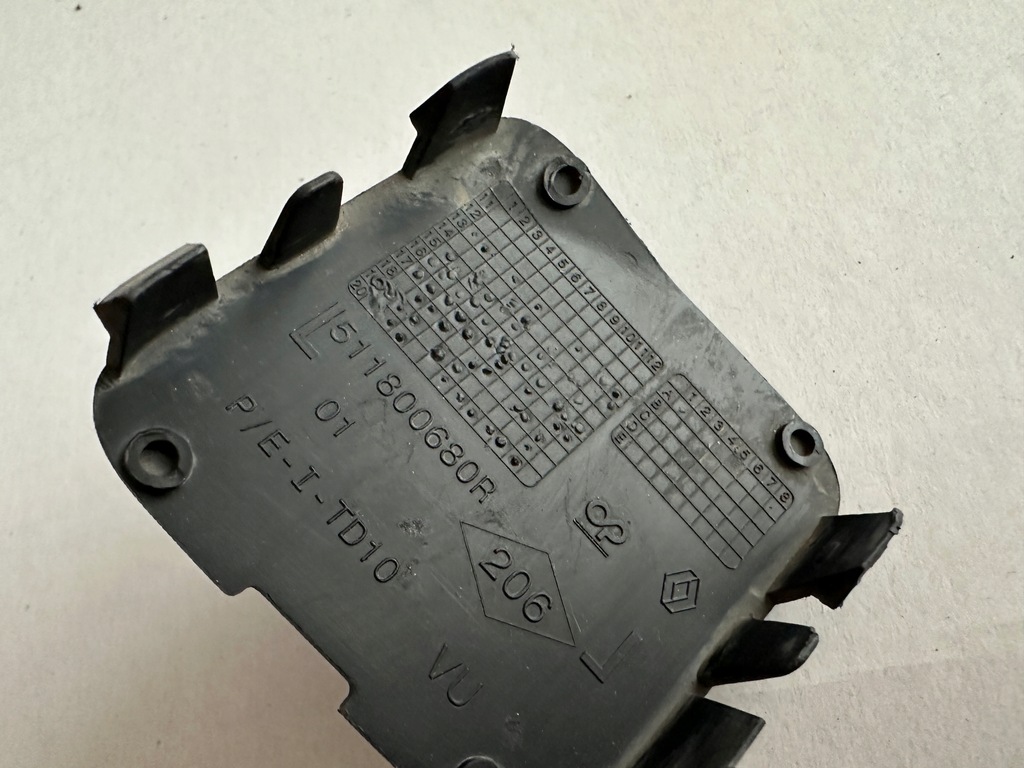 фото №4, Заглушка фаркоп перед 511800680r renault trafic iii