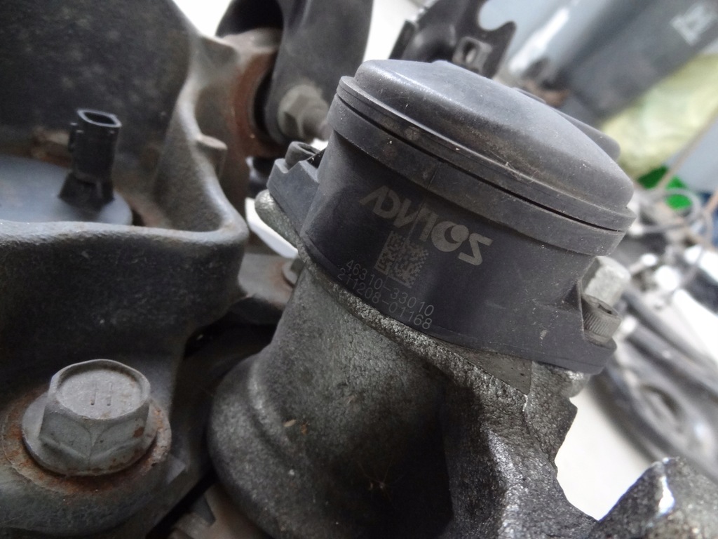 фото №7, Lexus ux 250h подвеска правый задняя поворотный кулак рычаг суппорт