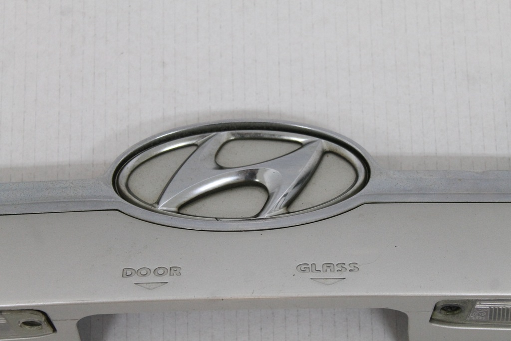 фото №5, Hyundai tucson i 04r- накладка молдинг кришки багажника yk