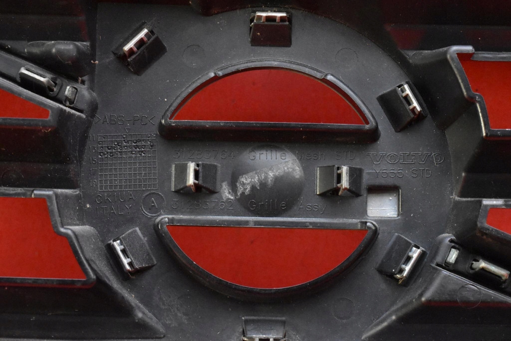 Купить Решётка радиатора решётка радиатора хром 31283764 volvo v40 2 ii 12-16